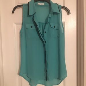 Sleeveless Top